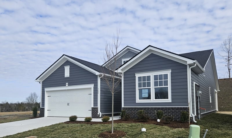 360 Stonehaus Cir, Antioch, TN 37013