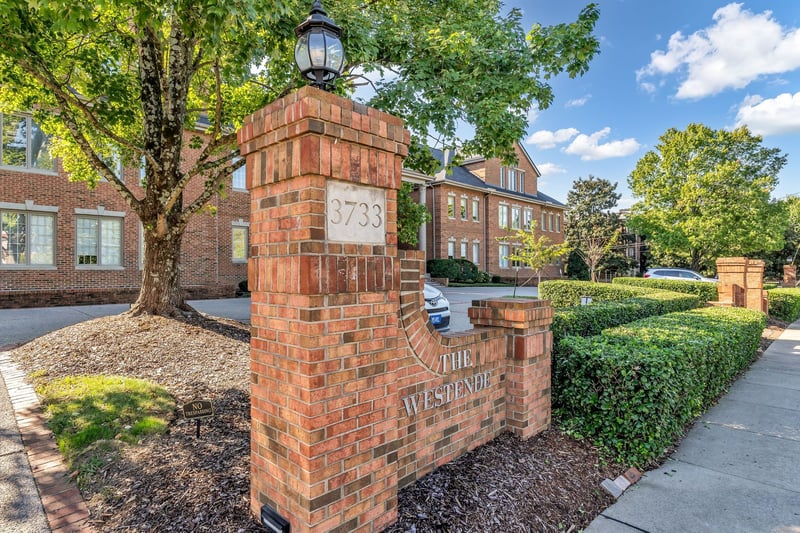 3733 West End Ave #101, Nashville, TN 37205