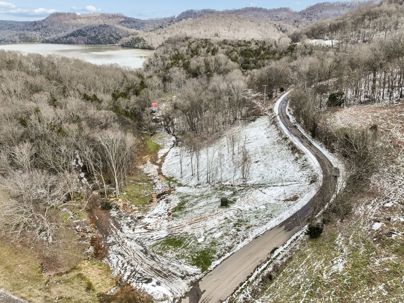 Sullivan Bend Rd, Elmwood, TN 38560