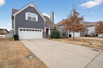 1221 Avery Dr, Murfreesboro, TN 37128