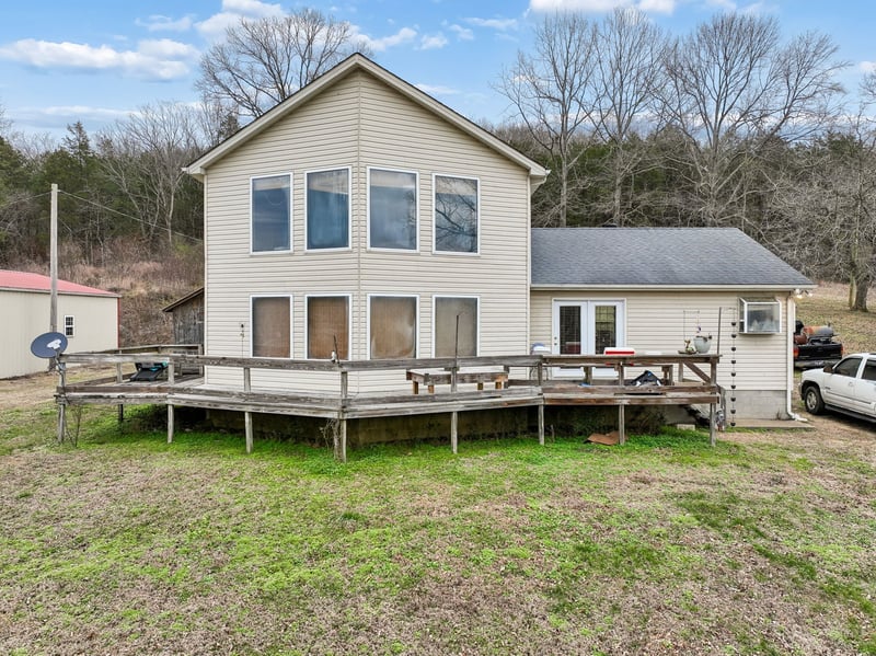 179 Lakeside Dr, Carthage, TN 37030