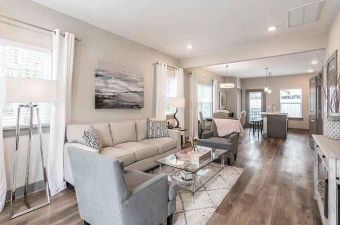 643 Bristol Creek Dr, Nashville, TN 37221