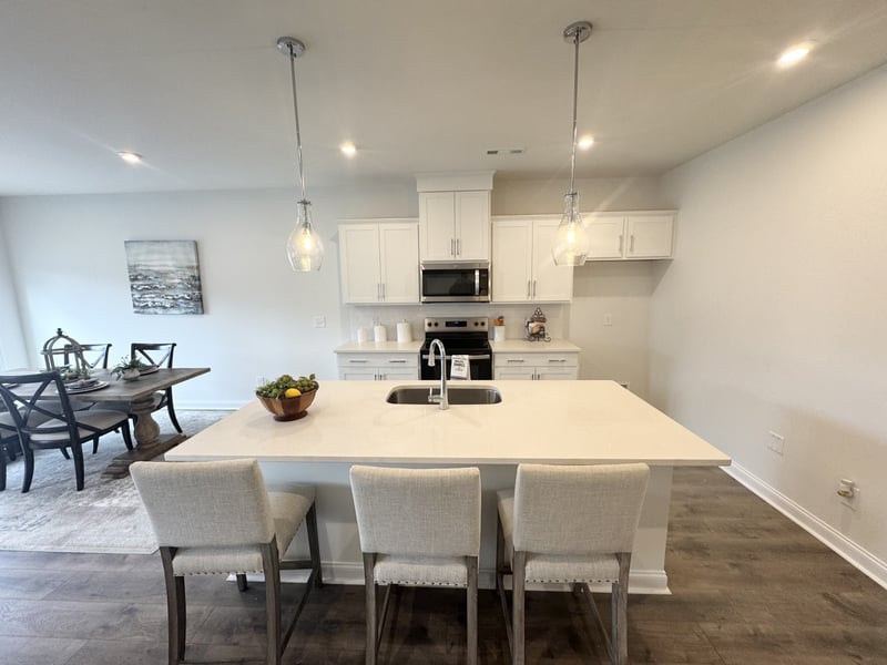 2202 Melk Ln, Columbia, TN 38401