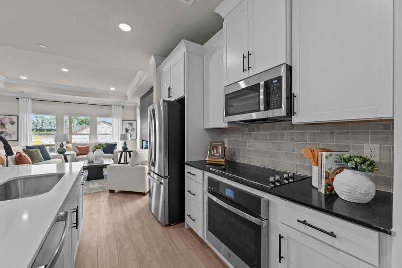 2559 Peaceful Valley Dr, Columbia, TN 38401