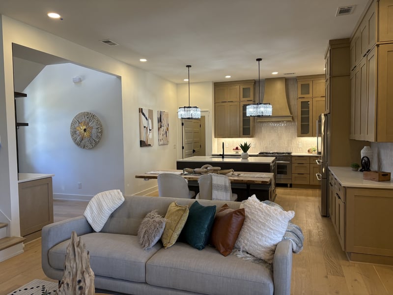 1104 S Graycroft Ave, Madison, TN 37115