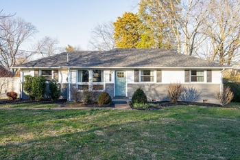 500 Whispering Hills Dr, Nashville, TN 37211