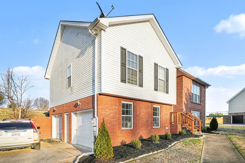 2015 Copper Kettle Cir, Pleasant View, TN 37146