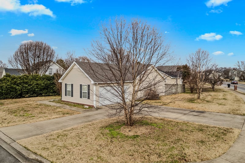 1521 Carrick Dr, Murfreesboro, TN 37128