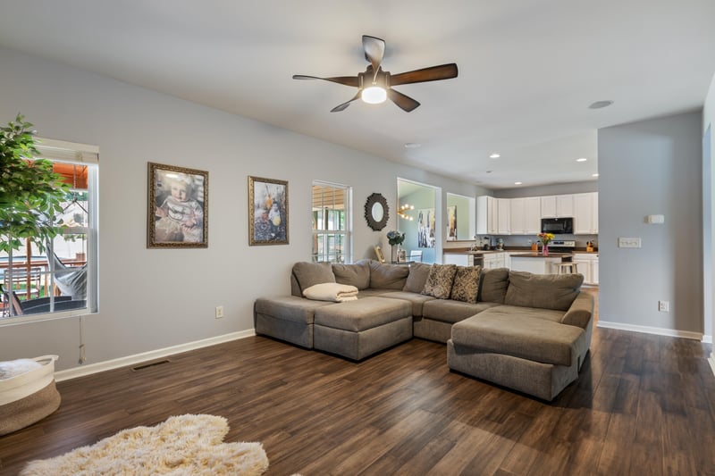 636 Wolfeboro Ln, Nashville, TN 37221