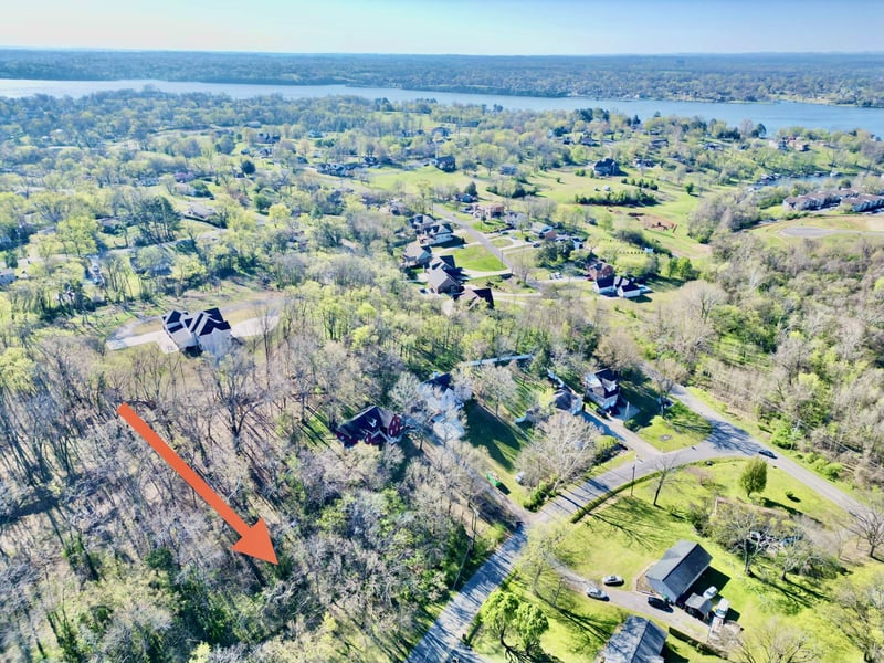 110 Lakeside Park Dr, Hendersonville, TN 37075