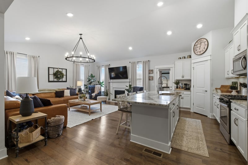 2015 Hedgelawn Dr, Lebanon, TN 37090