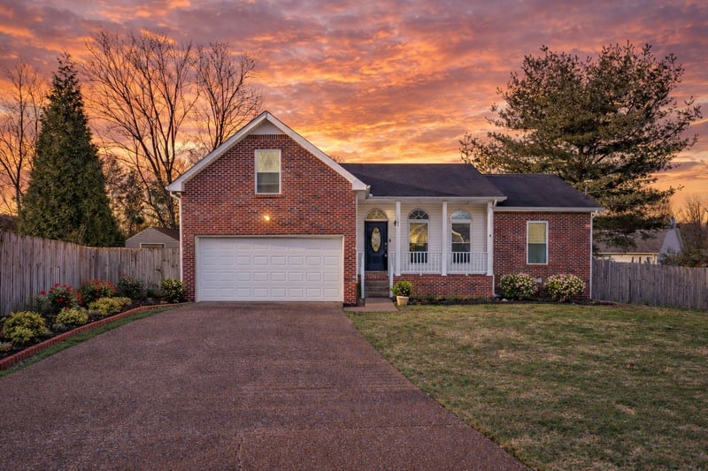 102 Cypress Ct, White House, TN 37188