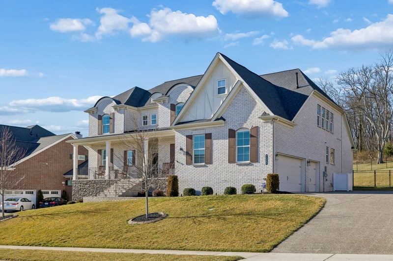 7020 Fiddlers Glen Dr, Arrington, TN 37014