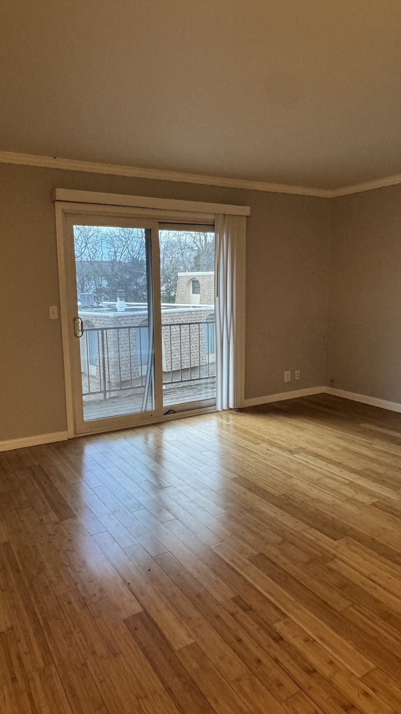 420 Walton Ln #J48, Madison, TN 37115