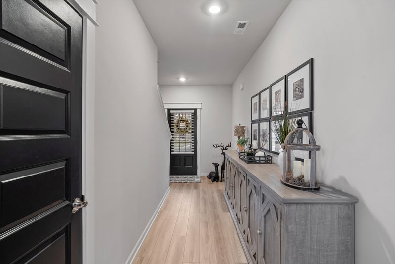 562 Torrey Pines Ln, Lebanon, TN 37087