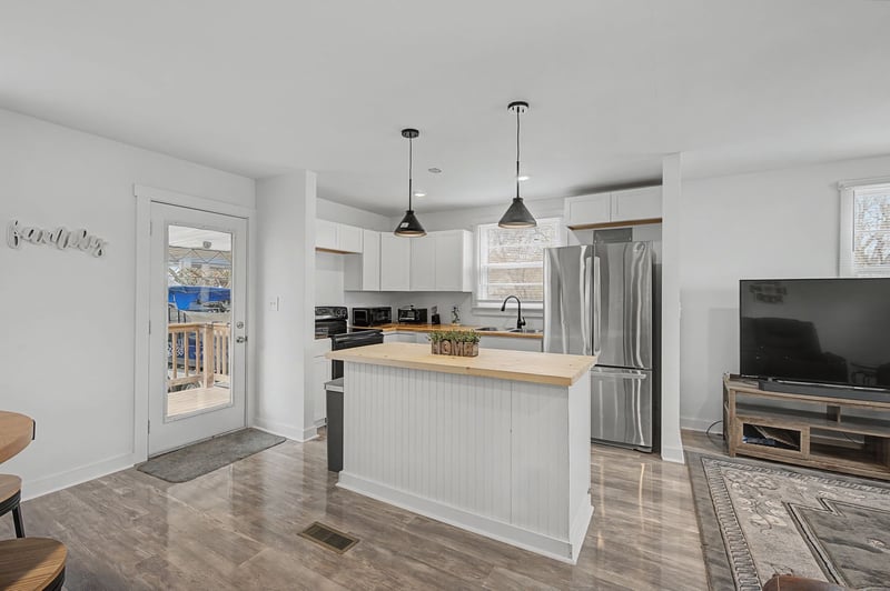 5017 Madeline Dr, Nashville, TN 37211