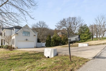 400 Hunt Club Rd, Nashville, TN 37221
