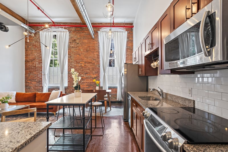 1350 Rosa L Parks Blvd #255, Nashville, TN 37208