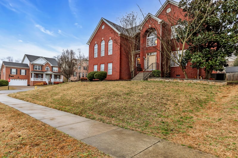 131 Herons Nest Ln, Hendersonville, TN 37075