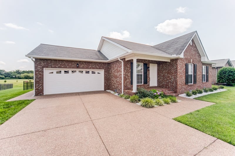 177 Hedgeway Ct, Gallatin, TN 37066