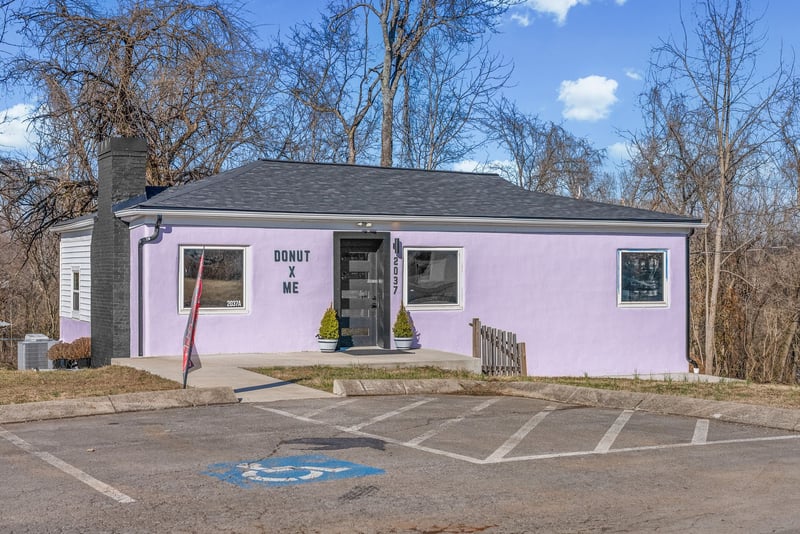 2037 Fort Campbell Blvd, Clarksville, TN 37042