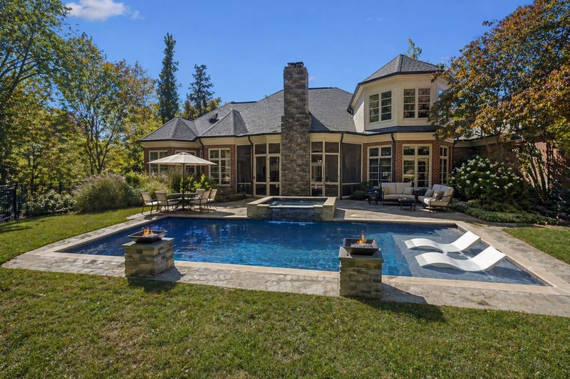 1810 Tyne Blvd, Nashville, TN 37215