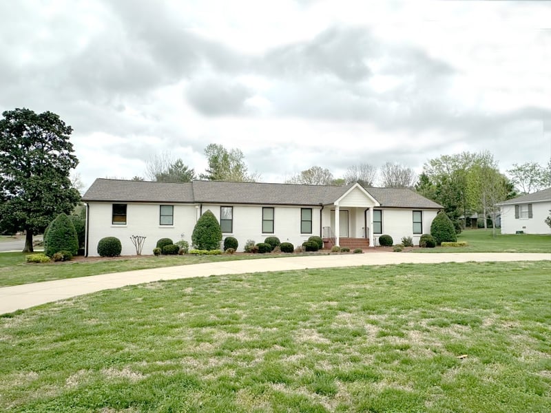 2318 Riverview Dr, Murfreesboro, TN 37129