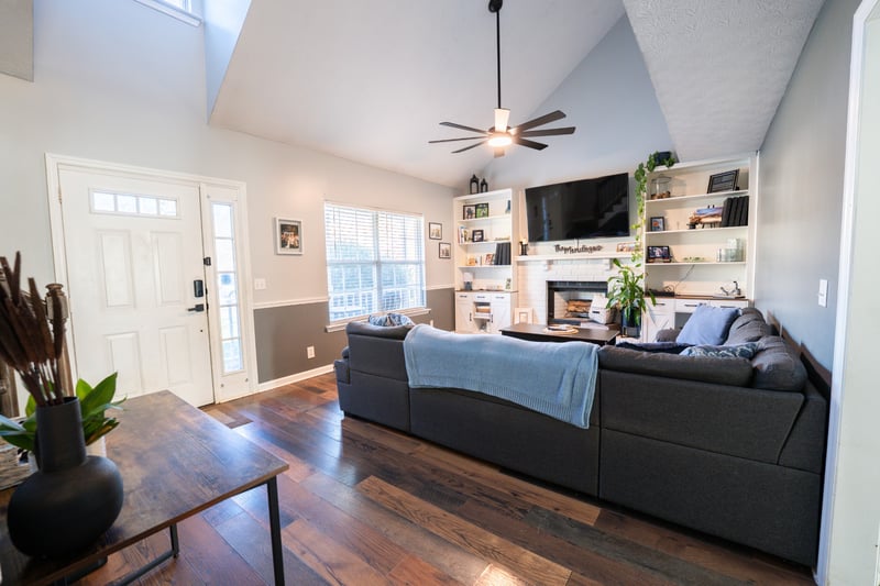 102 N Aztec Dr, White House, TN 37188