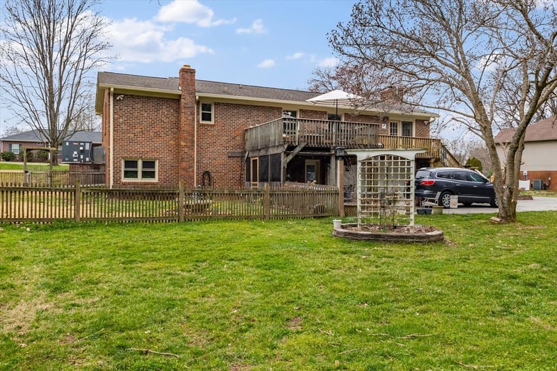 1315 Jewell Dr, Columbia, TN 38401