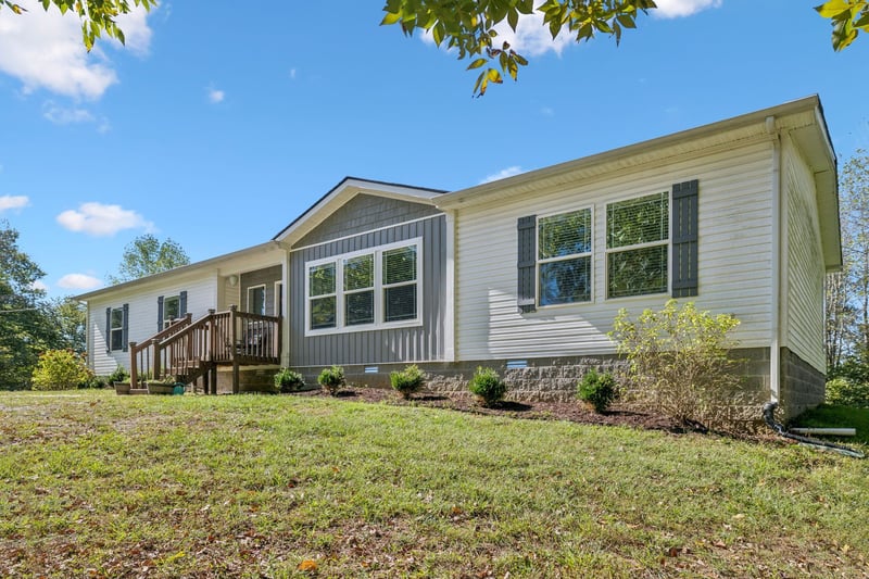 10355 Chappell Cemetery Rd, Bon Aqua, TN 37025