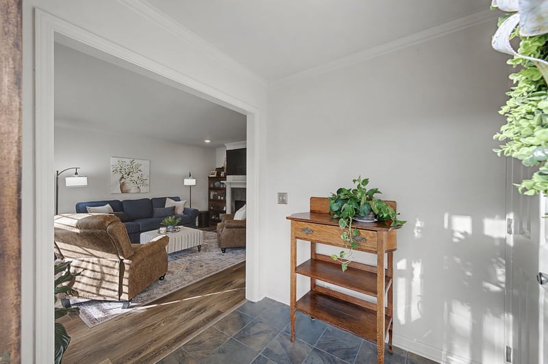 215 Plantation Ct, Nashville, TN 37221