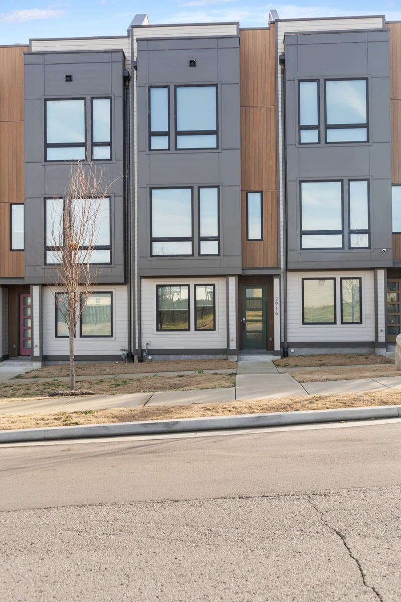 2916 Harlin Dr, Nashville, TN 37211