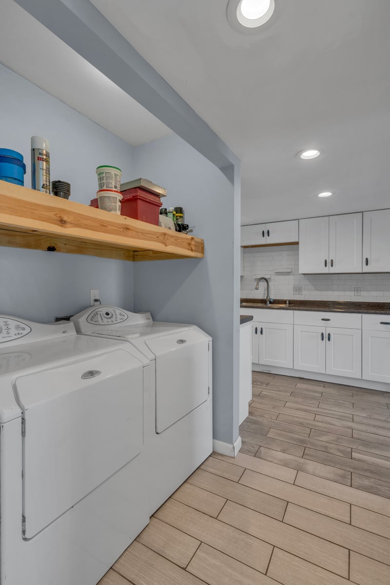 200 Raintree Dr, Hermitage, TN 37076