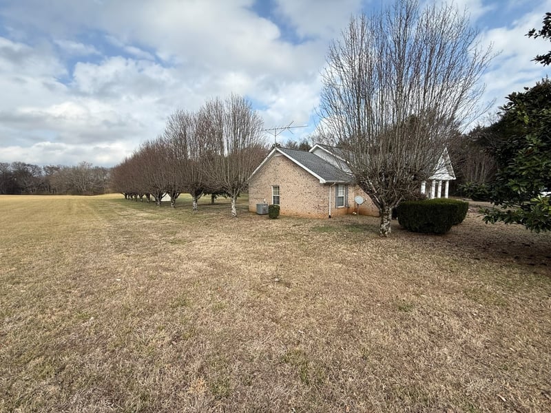 4197 Betty Ford Rd, Murfreesboro, TN 37130