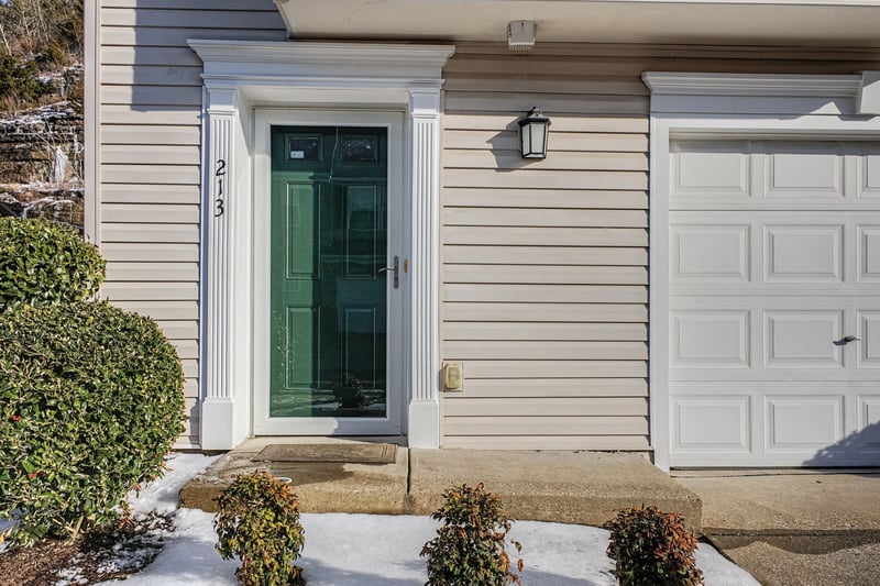 7277 Charlotte Pike #213, Nashville, TN 37209