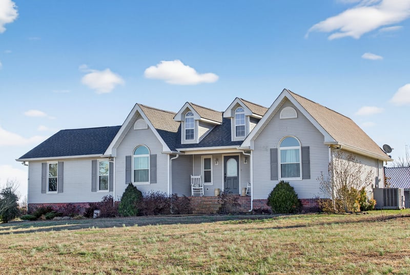 307 Martin Chapel Rd, Portland, TN 37148