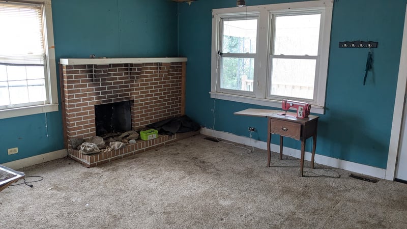 215 Robertson Ln, Castalian Springs, TN 37031