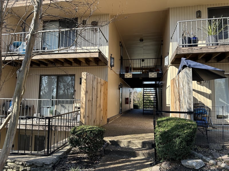 420 Walton Ln #I41, Madison, TN 37115