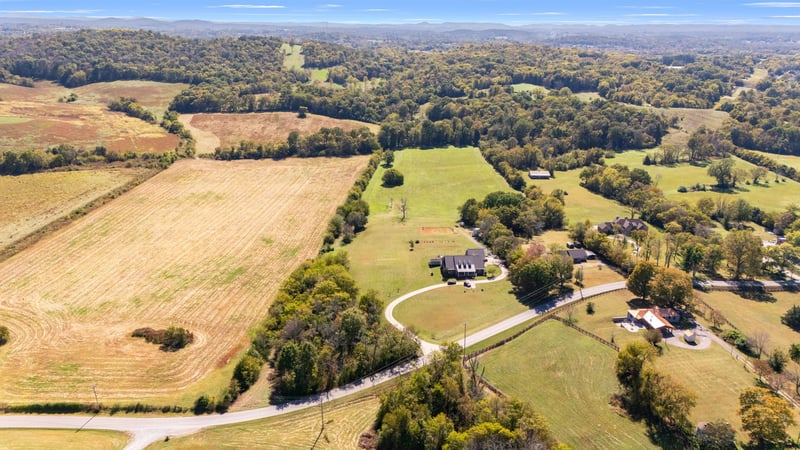 2865 Mccanless Rd, Nolensville, TN 37135