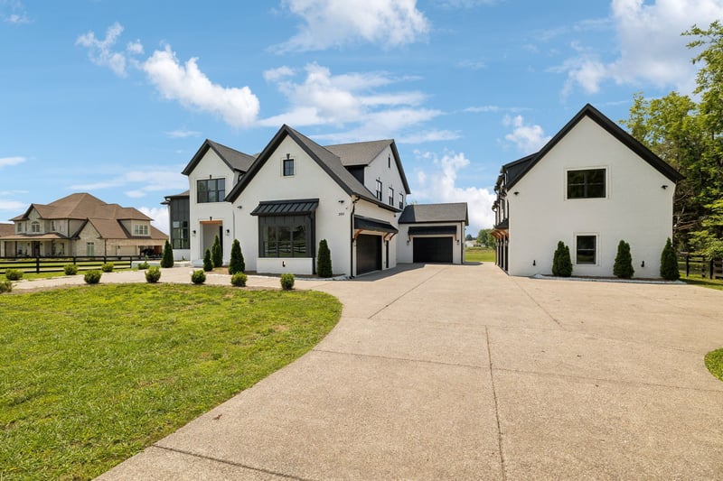 360 Rucker Rd, Murfreesboro, TN 37127