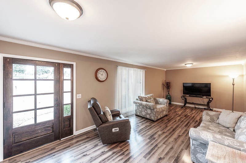 144 Allen Dr, Hendersonville, TN 37075