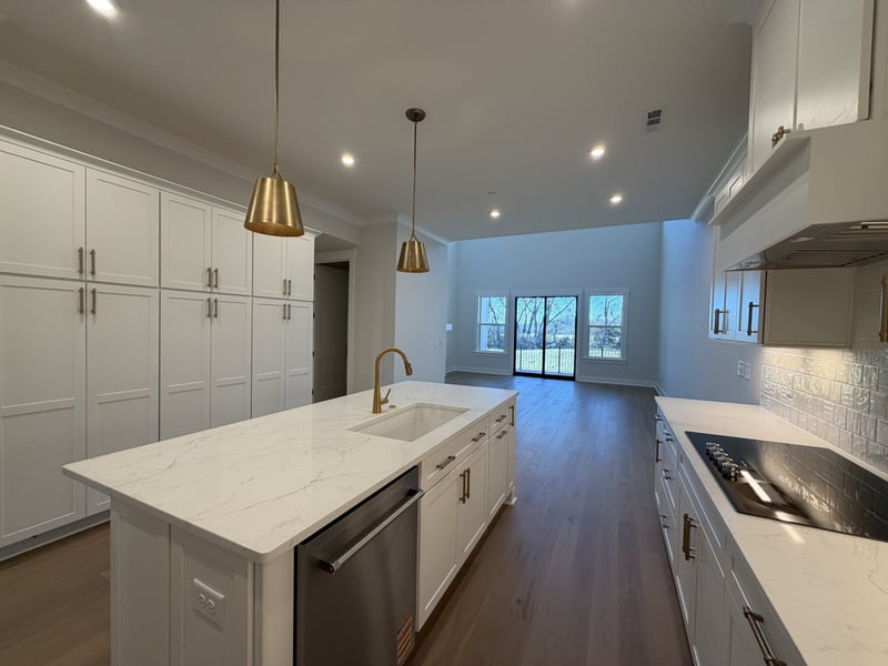 2068 Conductor Ln, Thompsons Station, TN 37179