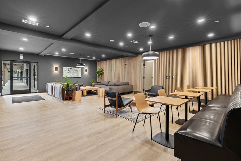 635 7th Ave #417, Nashville, TN 37203