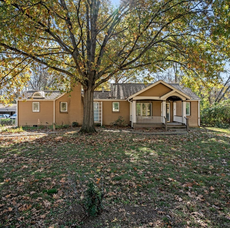 425 Moss Trl, Goodlettsville, TN 37072