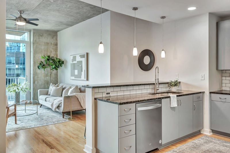 301 Demonbreun St #1917, Nashville, TN 37201