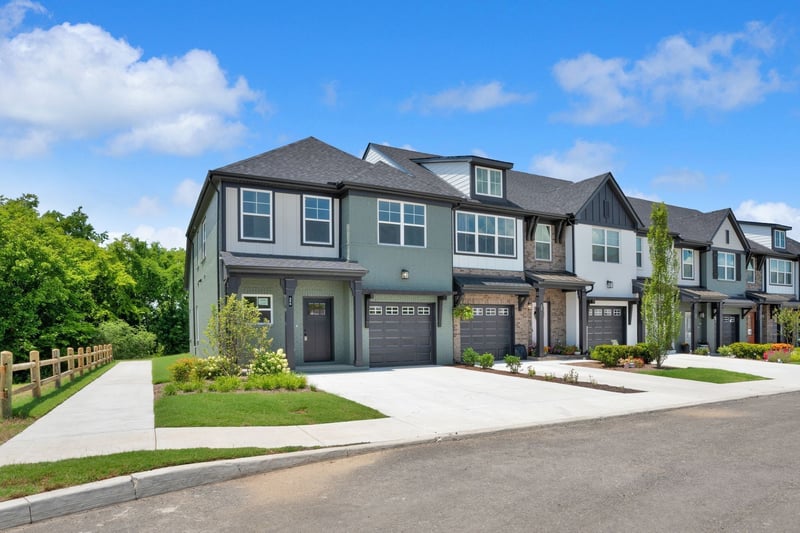 169 Rothwood Pvt Dr, Hendersonville, TN 37075