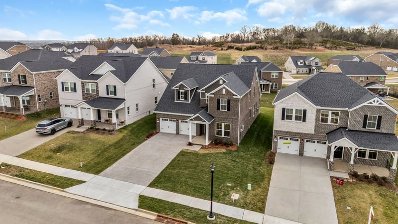 240 Pin High Dr, Mount Juliet, TN 37122