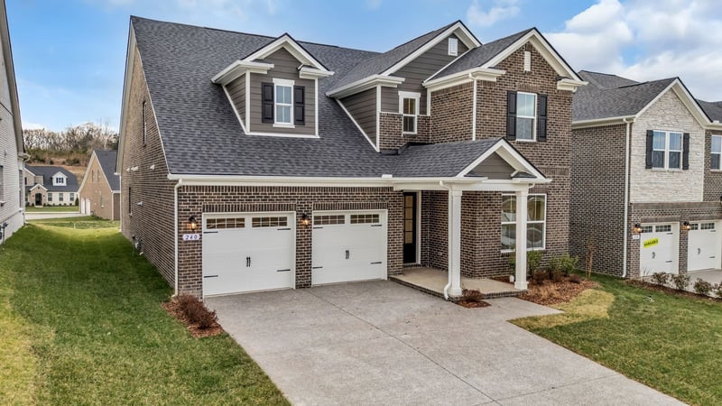 240 Pin High Dr, Mount Juliet, TN 37122