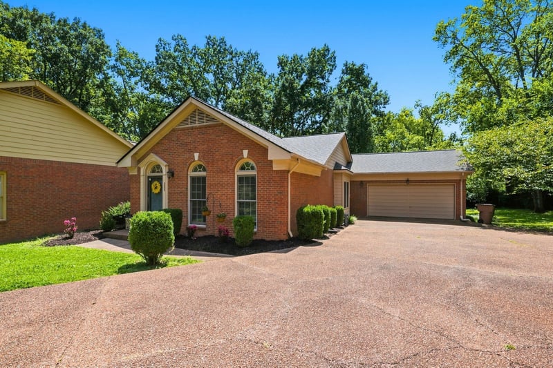111 Colony Ct, Nashville, TN 37204