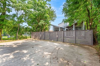 1409A Tremont St, Nashville, TN 37212